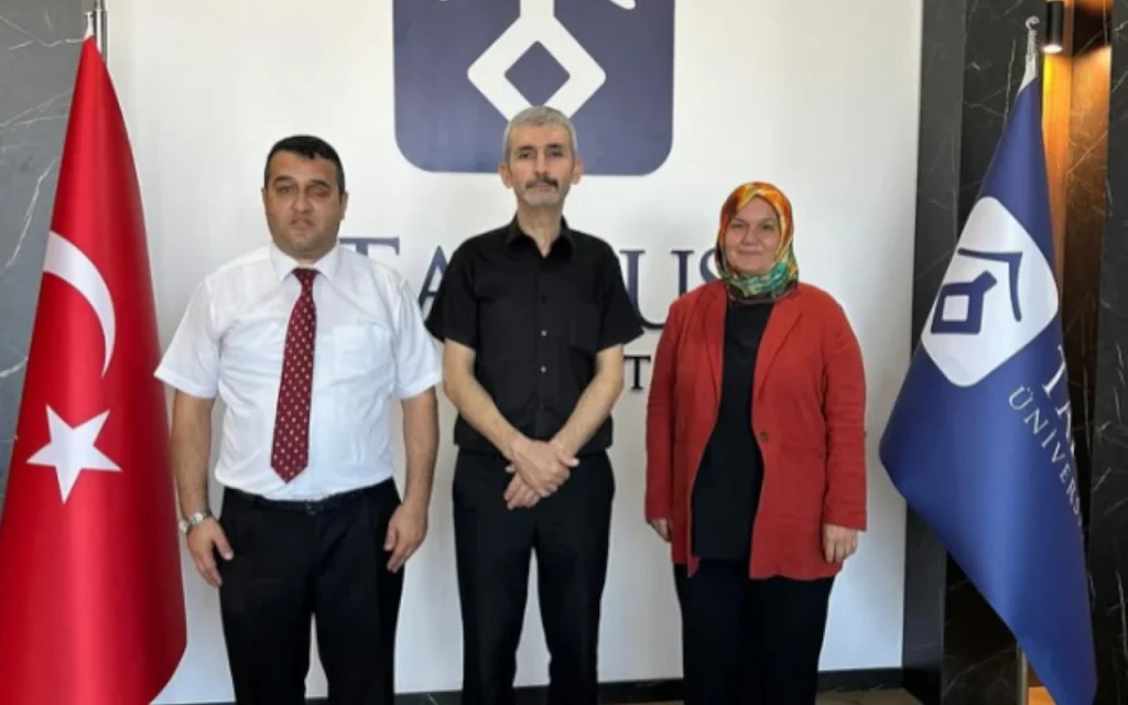 Umut Kooperatifi yönetimi Tarsus Üniversitesi Rektörü ile